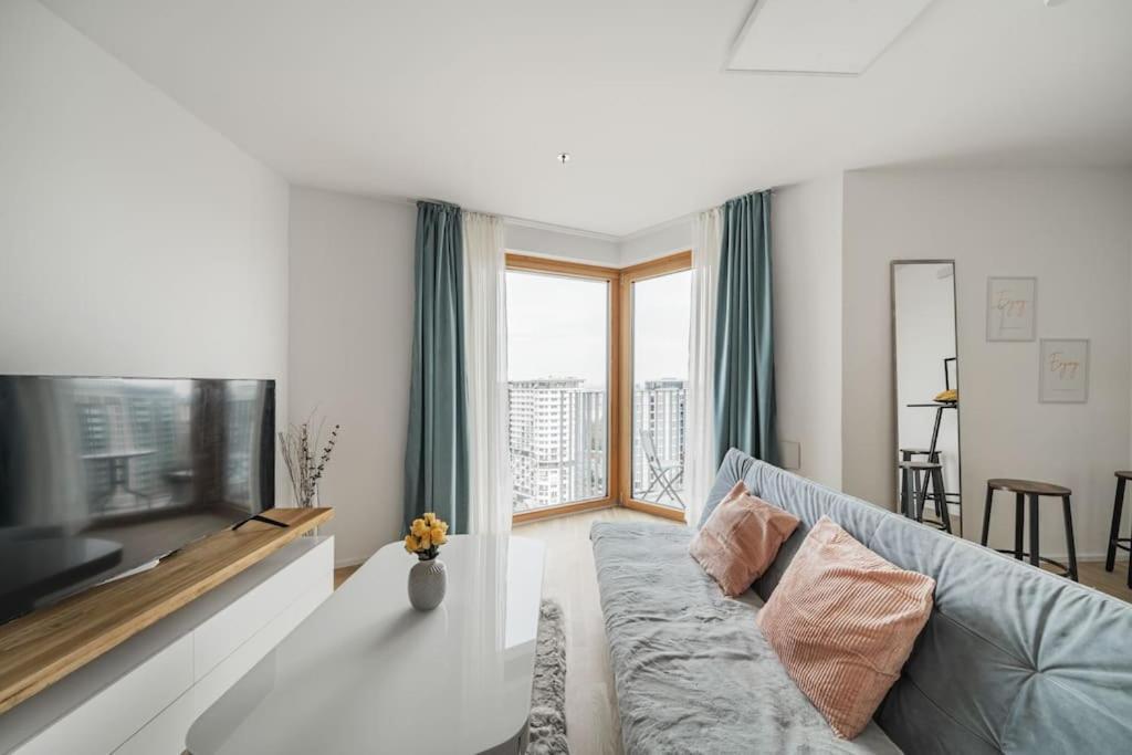 City Sky Studio Mit Balkon Wenen Buitenkant foto